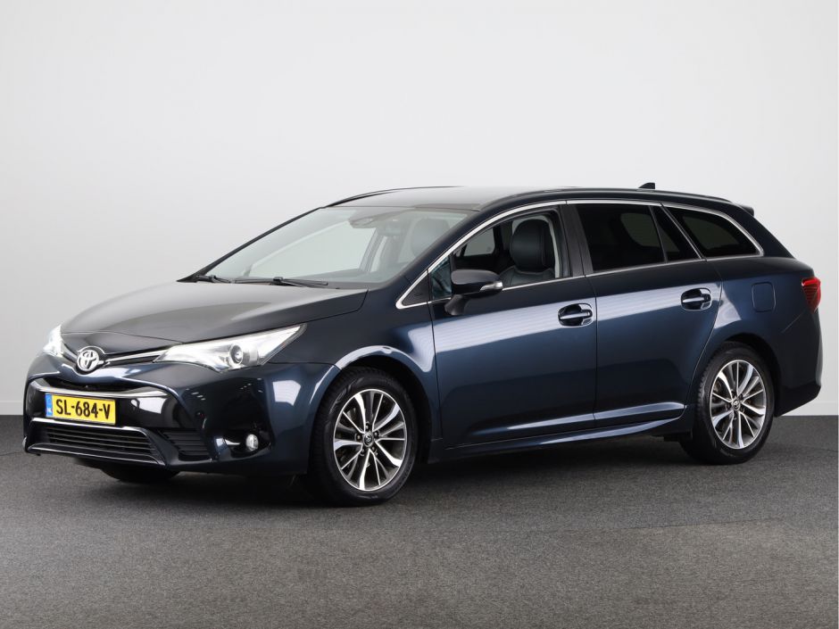 Toyota Avensis_Touring_Sports