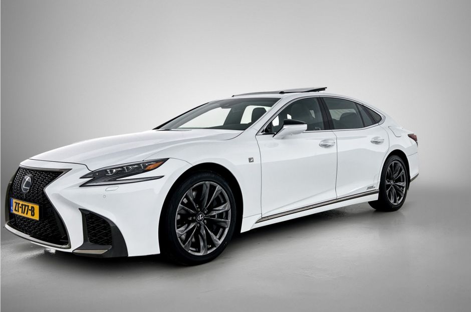 Lexus LS