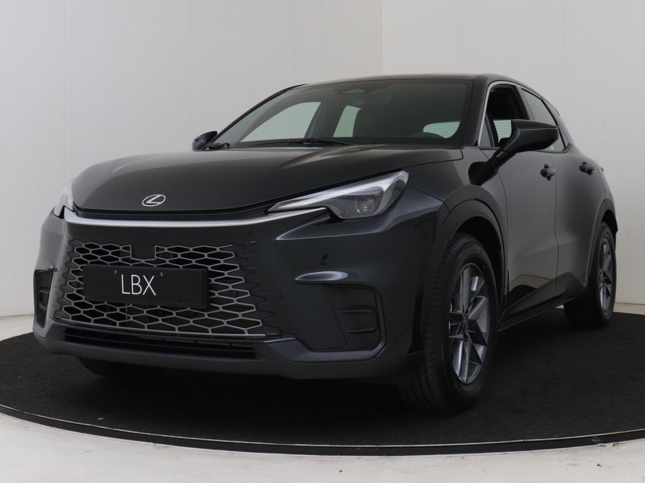 Lexus LBX