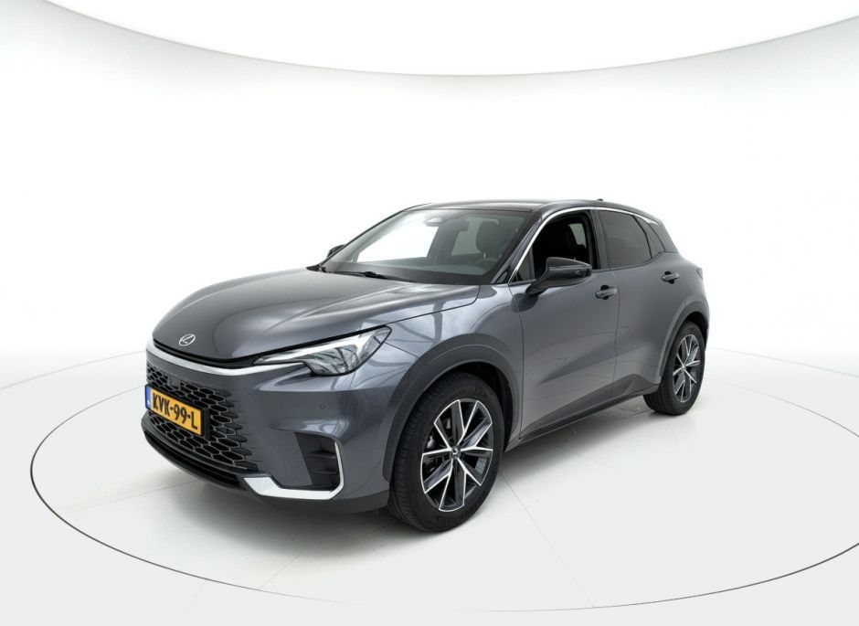 Lexus LBX
