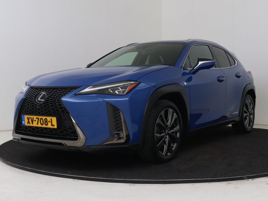 Lexus UX