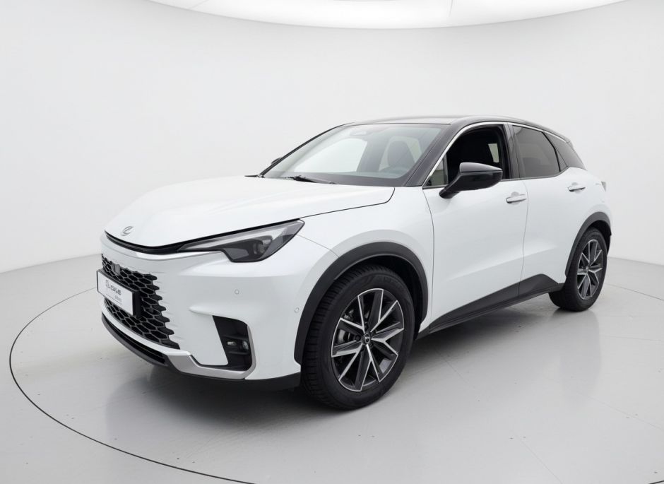 Lexus LBX