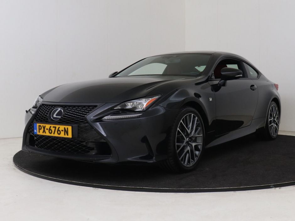 Lexus RC