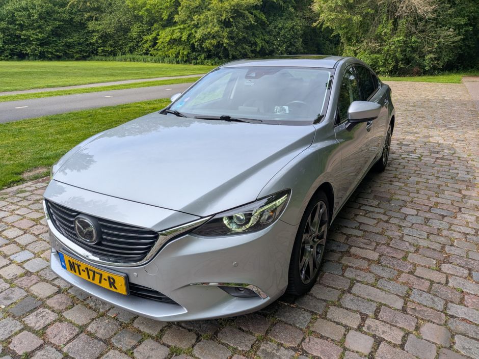 Mazda Mazda6