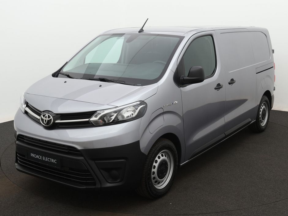 Toyota PROACE_Electric_Worker
