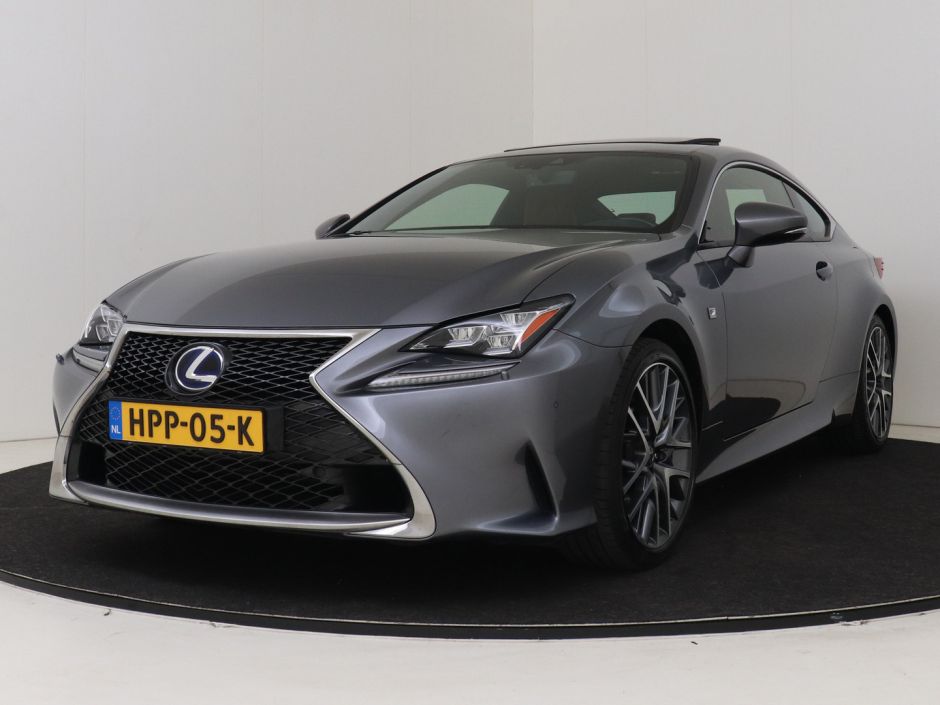 Lexus RC