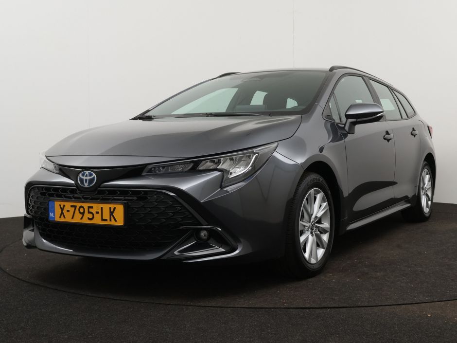 Toyota Corolla_Touring_Sports