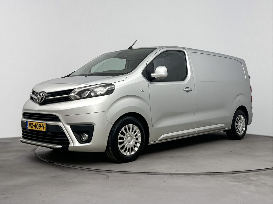 Toyota ProAce_Worker