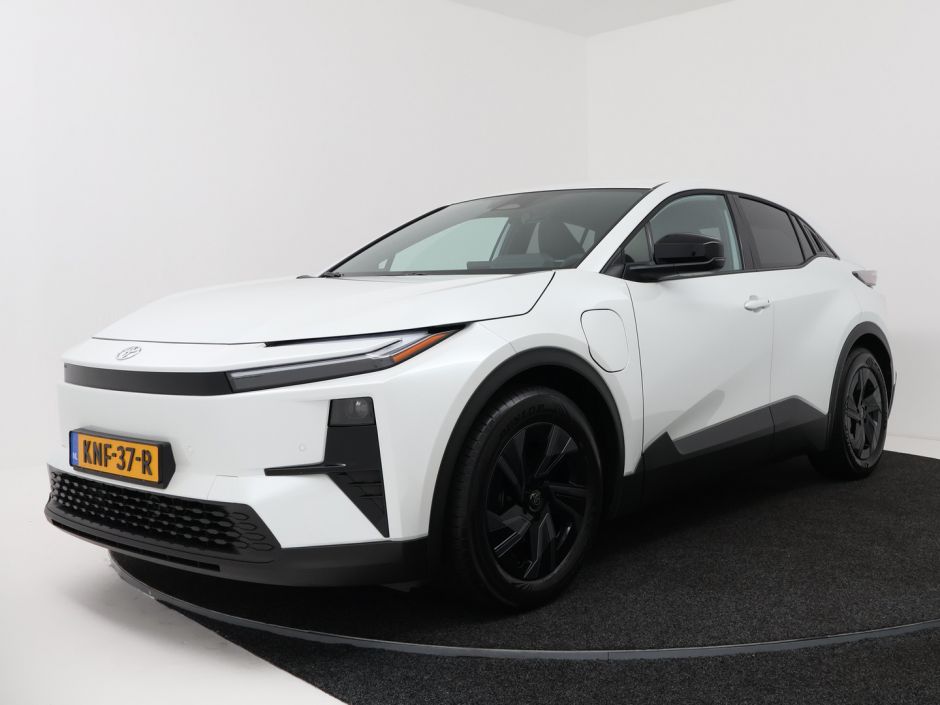 Toyota C-HR+