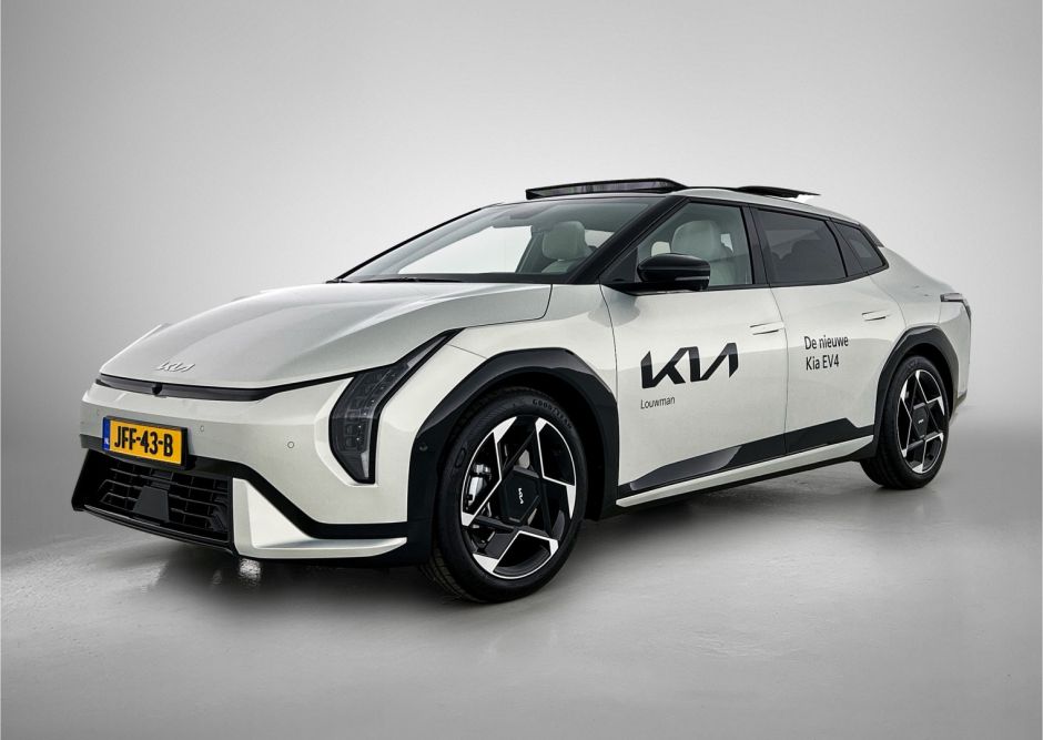 Kia EV4