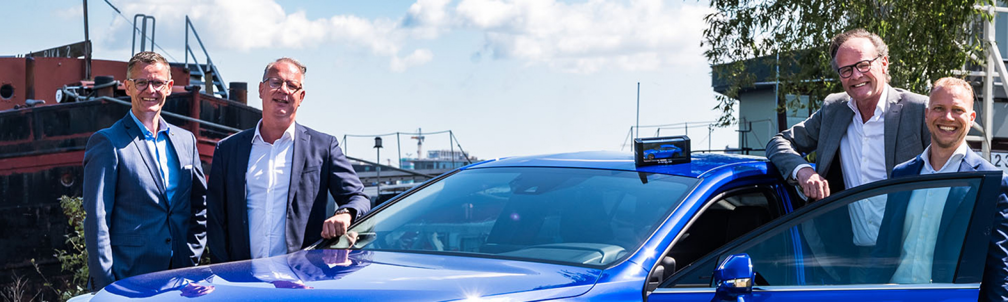 ORAM Ondernemend Amsterdam neemt Toyota Mirai in ontvangst