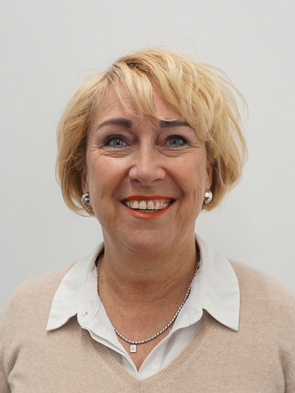 Yvonne Zwarts